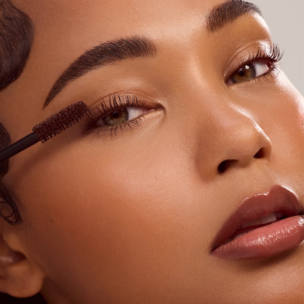 PERFECT STROKES UNIVERSAL VOLUMIZING MASCARA (M&Aacute;SCARA DE PESTA&Ntilde;AS)